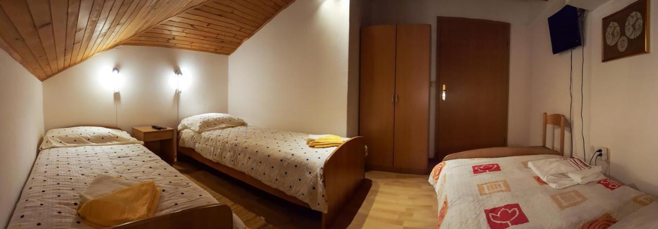 Apartment With Shared Kitchen Zver, Great For Hikers