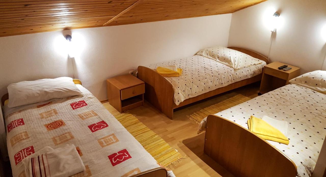With Shared Kitchen Zver, Great For Hikers Apartment *
