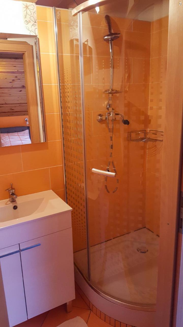 With Shared Kitchen Zver, Great For Hikers Apartment *